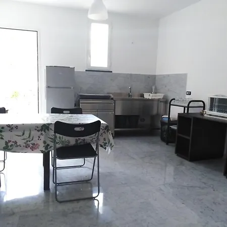 Flat With Sea View And Garden Framura